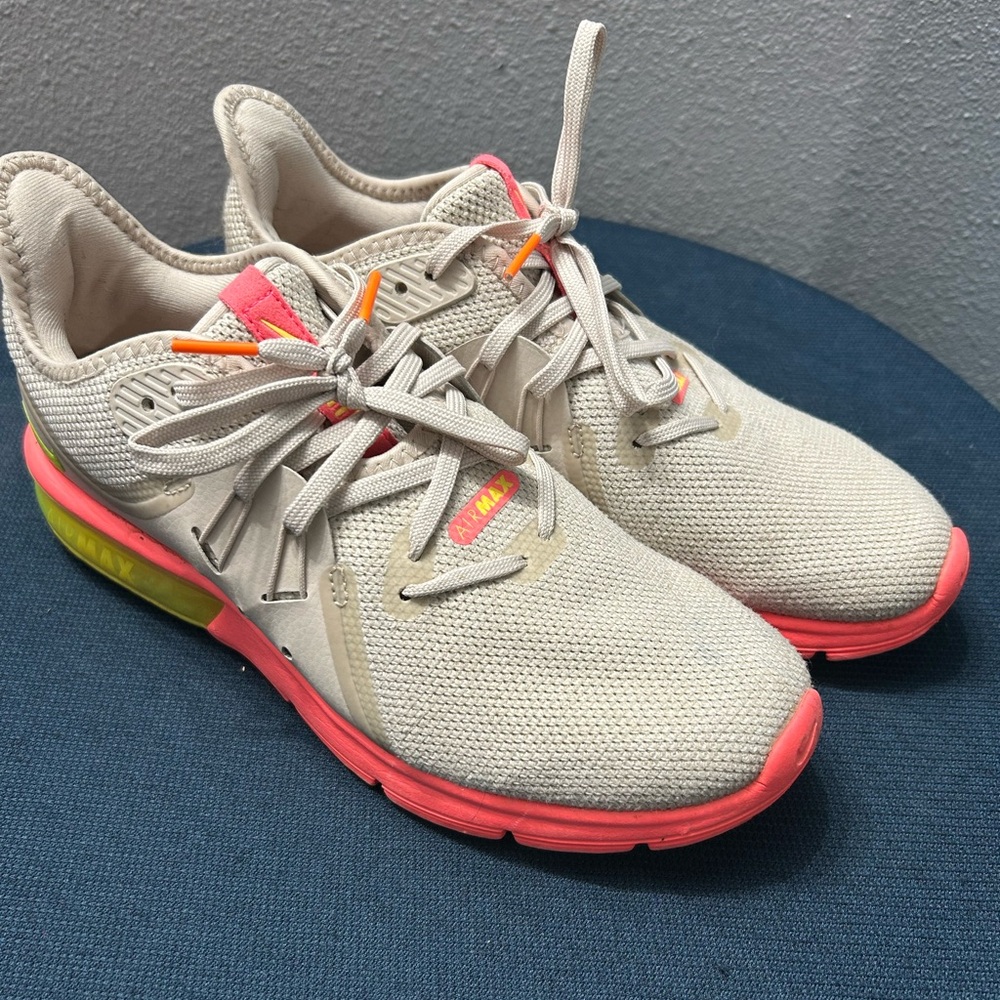 Nike AirMax size 8.5